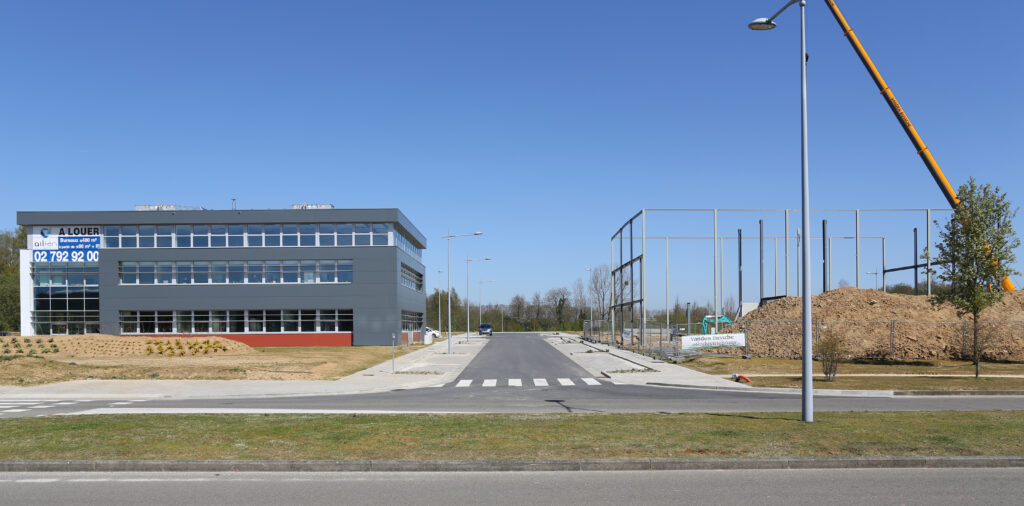 Projet Nivaxis par DSW Architects – conception de bureaux contemporains à Nivelles